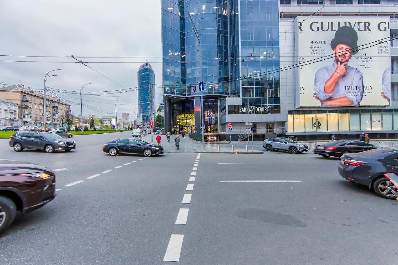 2К Квартира Навпроти Трц Гуллівер Appartement Kiev